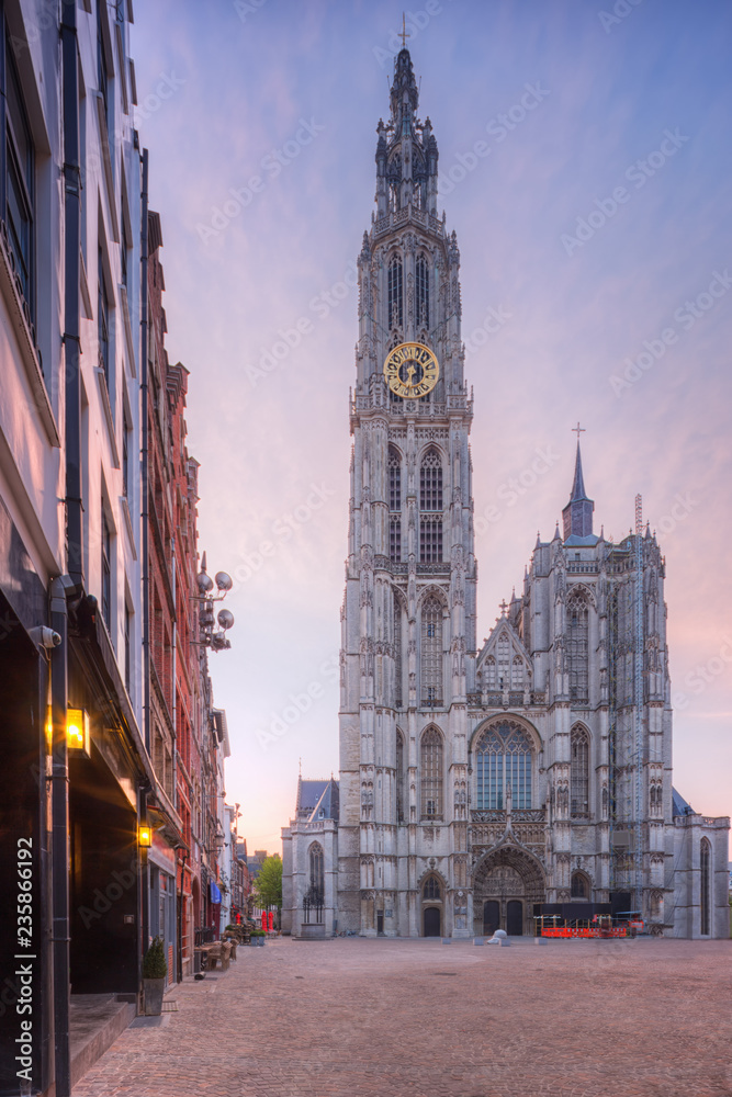 Fototapeta premium Cathedral of Our Lady, Antwerp, Belgium