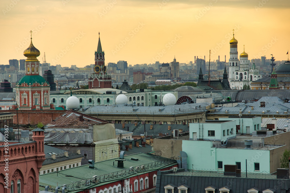 Fototapeta premium Overview of the city from the roof of the Central Children's World, Moscow, Russia