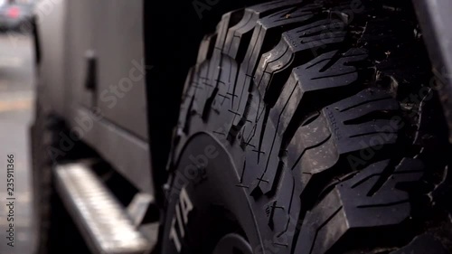 slow ped shot of a an SUV radiator grille