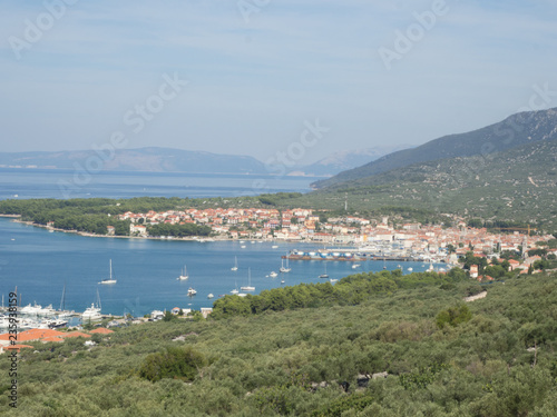 Harbor and city of Cres