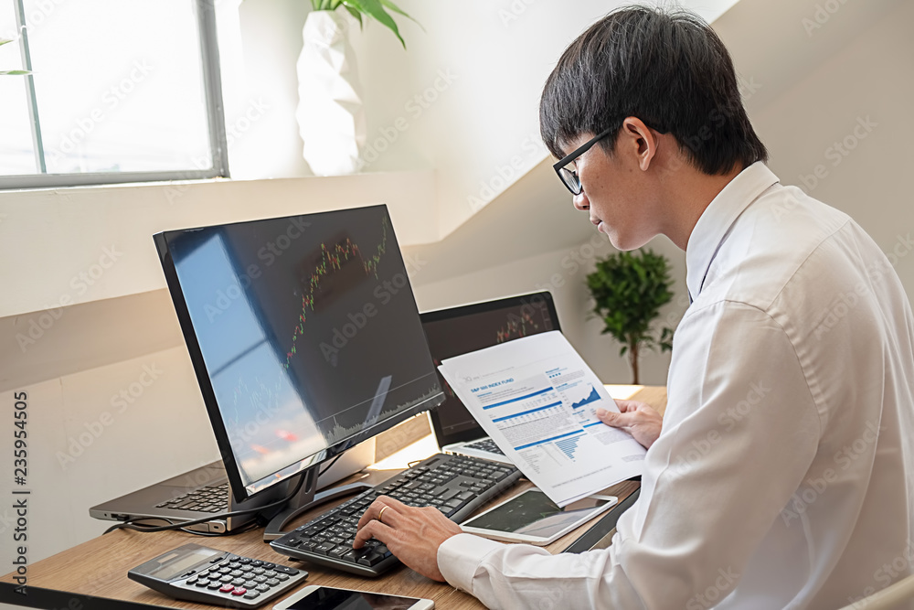 Business team investment trading do this deal on a stock exchange developing new approaches. Business team investment trading do this deal on a stock exchange developing new approaches.