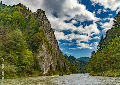 Fototapeta Naklejka Na Ścianę i Meble -  The turn of the river Dunajec