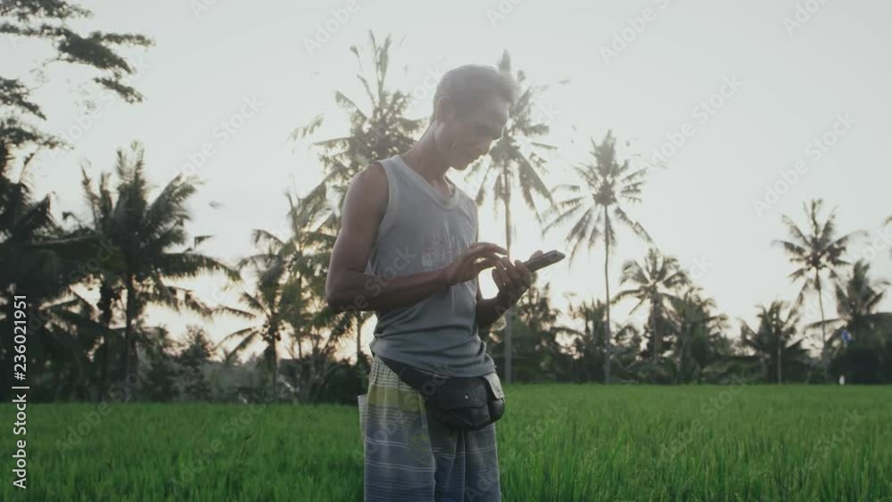 South asian farmer sending message