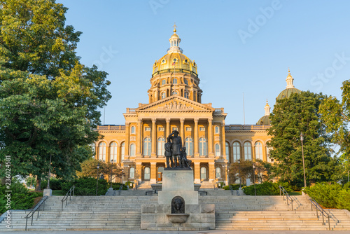 Iowa State Capitol Building photo