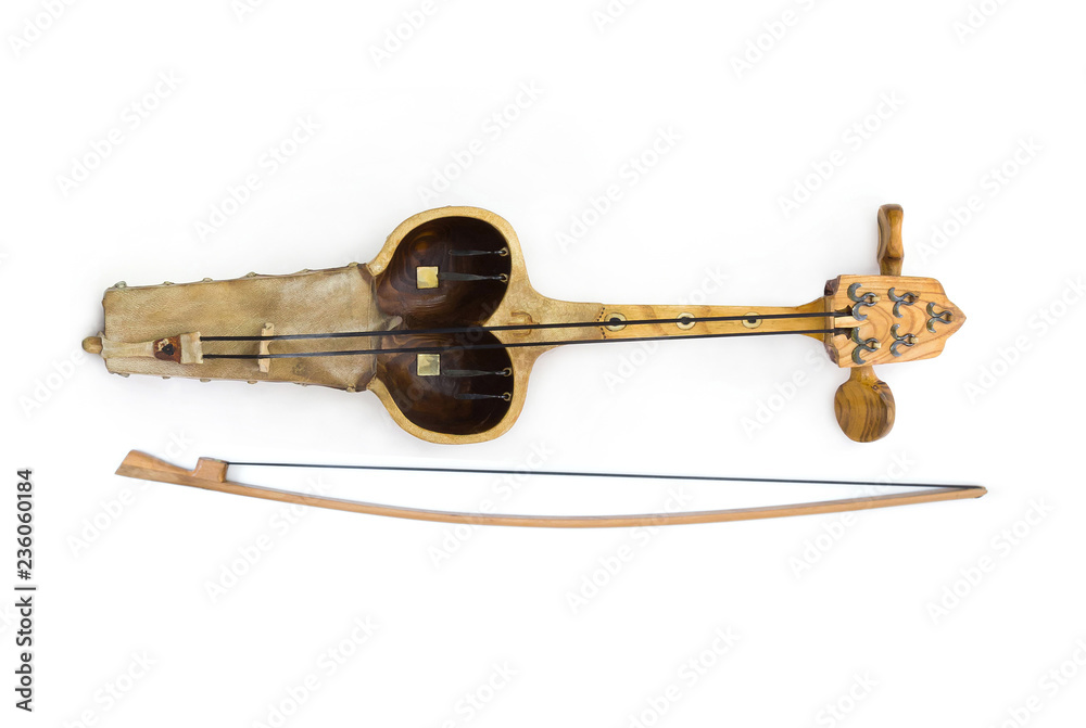 Kazakh national string instrument kyl-kobyz with bow isolated on white  background foto de Stock | Adobe Stock