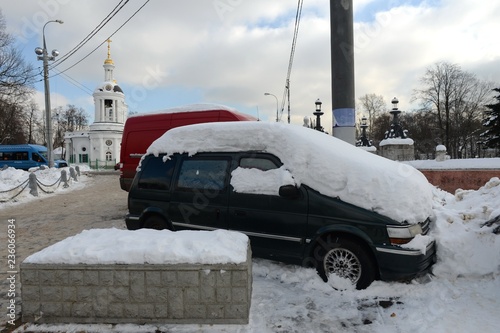  Cars parked in the estate Vlakhernskoe-Kuzminki in Moscow photo