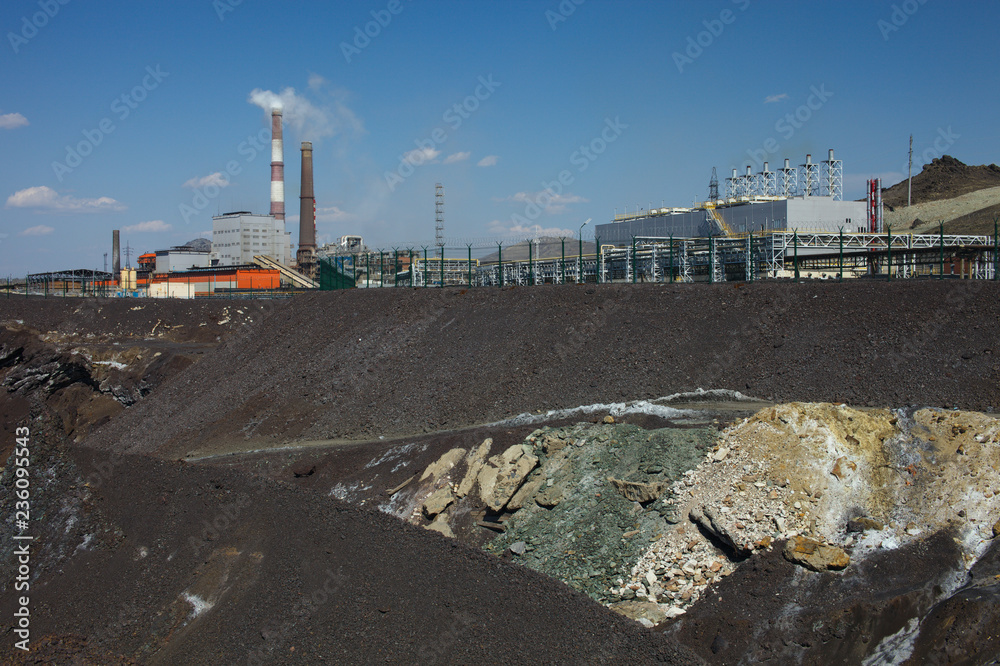 Obraz premium Chimneys of copper smelting plant. Karabash zone of ecological disaster.