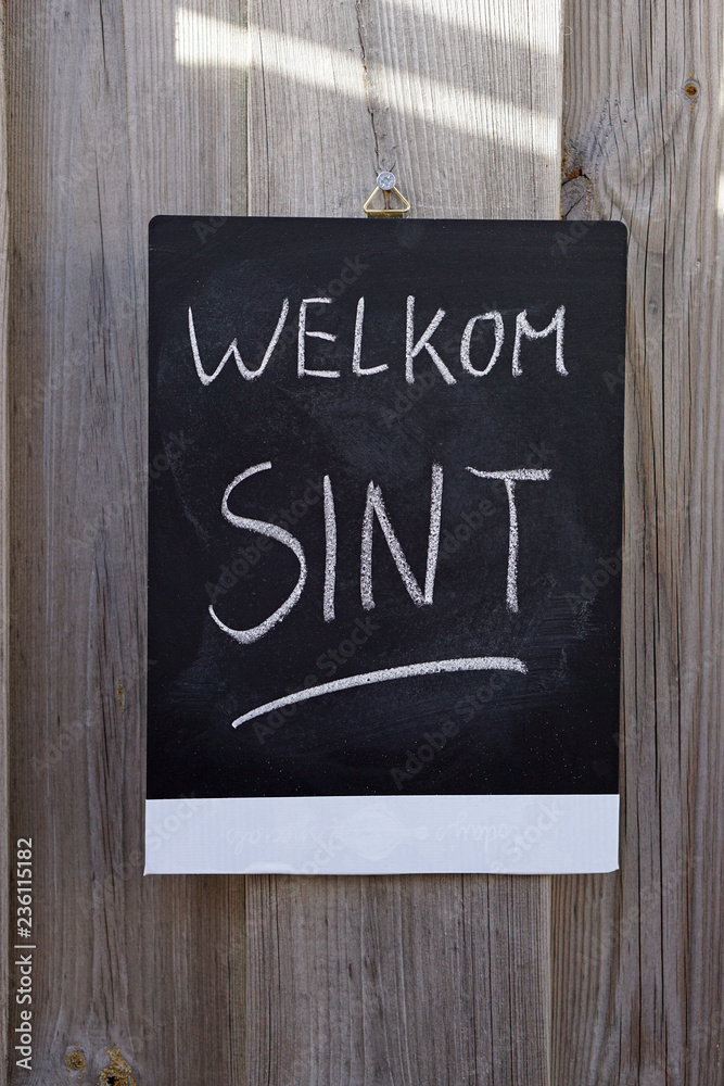 Fototapeta premium Welcome Santa written in Dutch