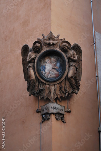 Edicole votive per le vie di Roma, Italia photo