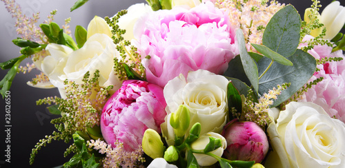 Fotografie, Tablou Composition with bouquet of freshly cut flowers