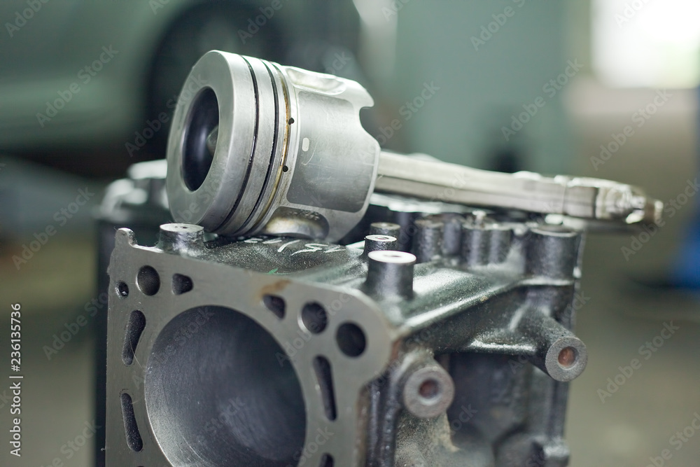 Pistons of the engine with connecting rods. Spare parts for diesel ...