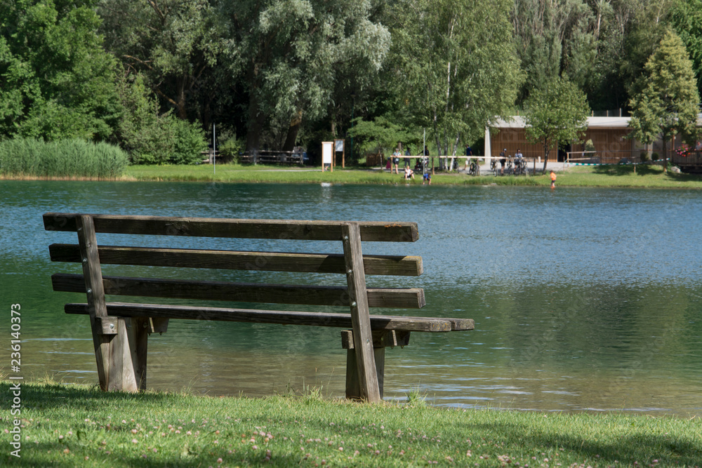 La panchina sul lago
