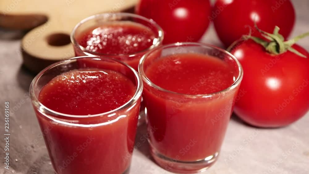 tomato juice sprinkle with salt tomato juice sprinkle with salt