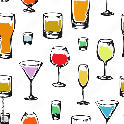 Drawing seamless background with alcoholic glasses with different beverages and cocktails. Sketch pattern with coloring drinks.
