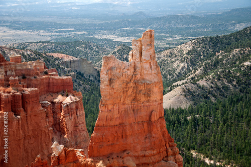 Bryce Canyon, USA, view from lookout point, peak in front