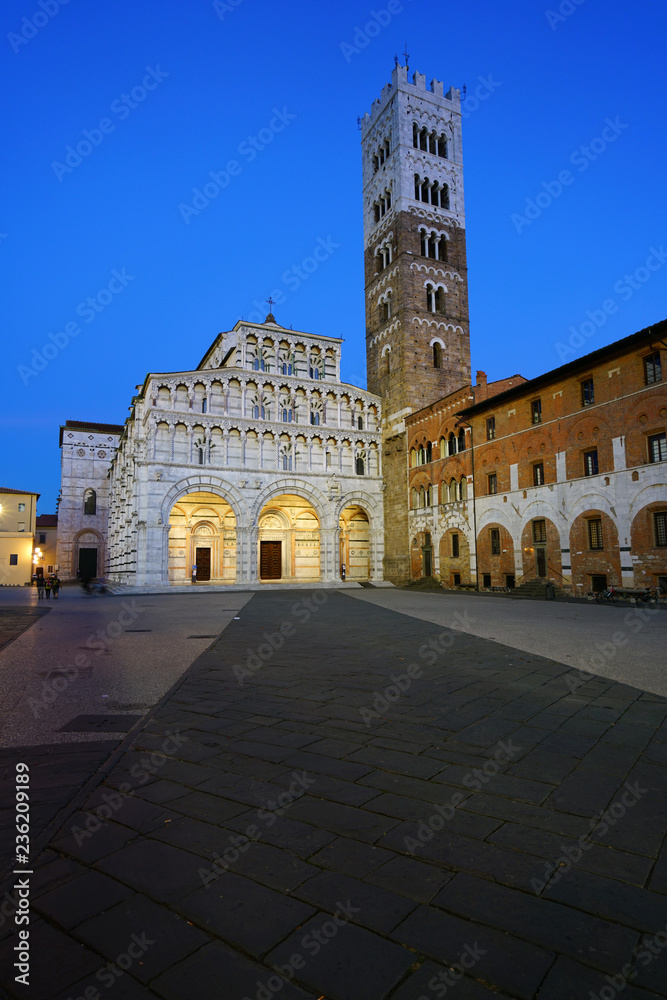 View of the landmark Renaissance Lucca Cathedral (Duomo di Lucca, Cattedrale di San Martino), a Roman Catholic cathedral in Lucca, a historic city in Tuscany, Central Italy