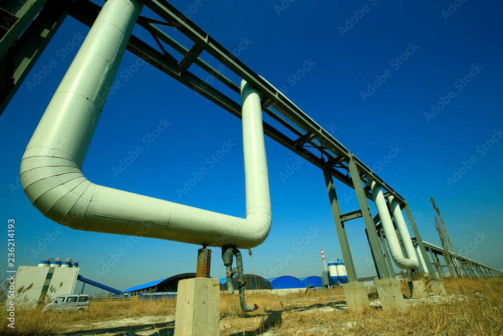 Industrial pipeline equipment of the factory Industrial pipeline equipment of the factory