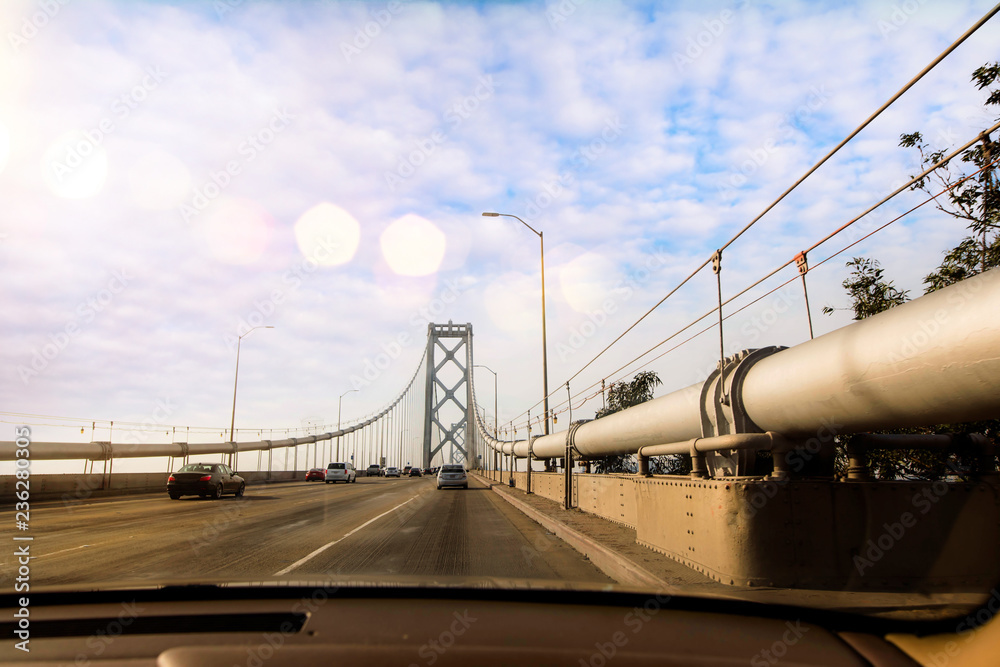 Naklejka premium traversée du Bay Bridge à Francisco