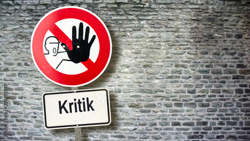 Canvastavla Schild 389 - Kritik