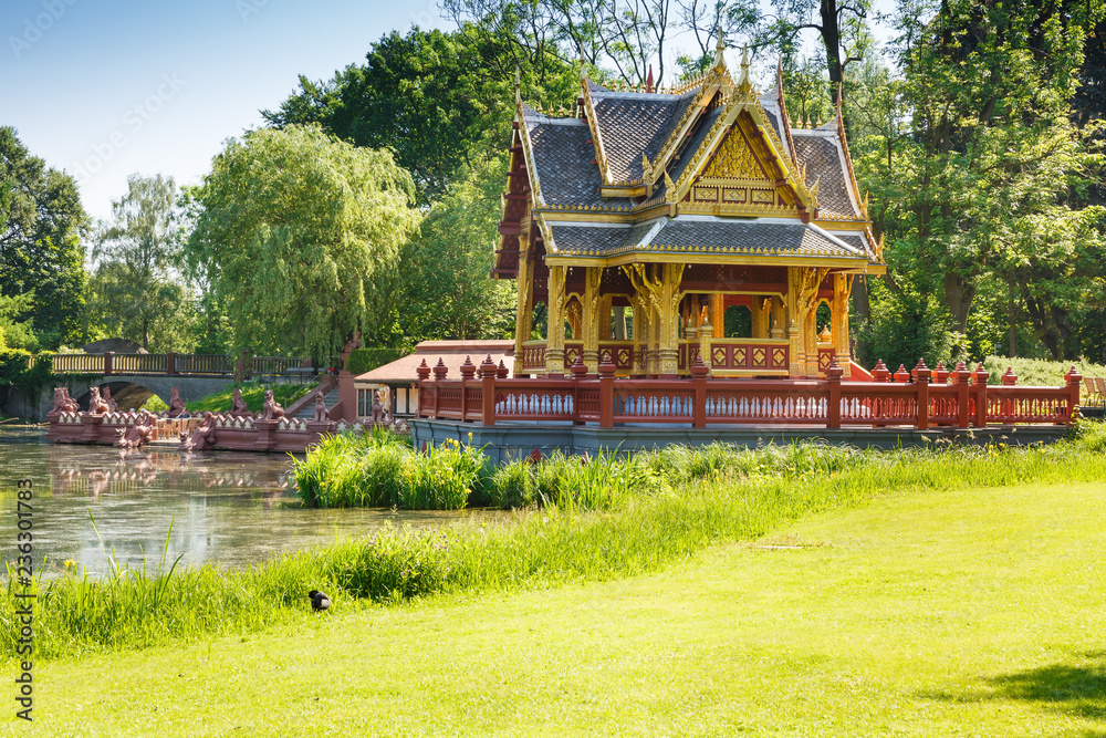 Fototapeta premium Thai pagoda
