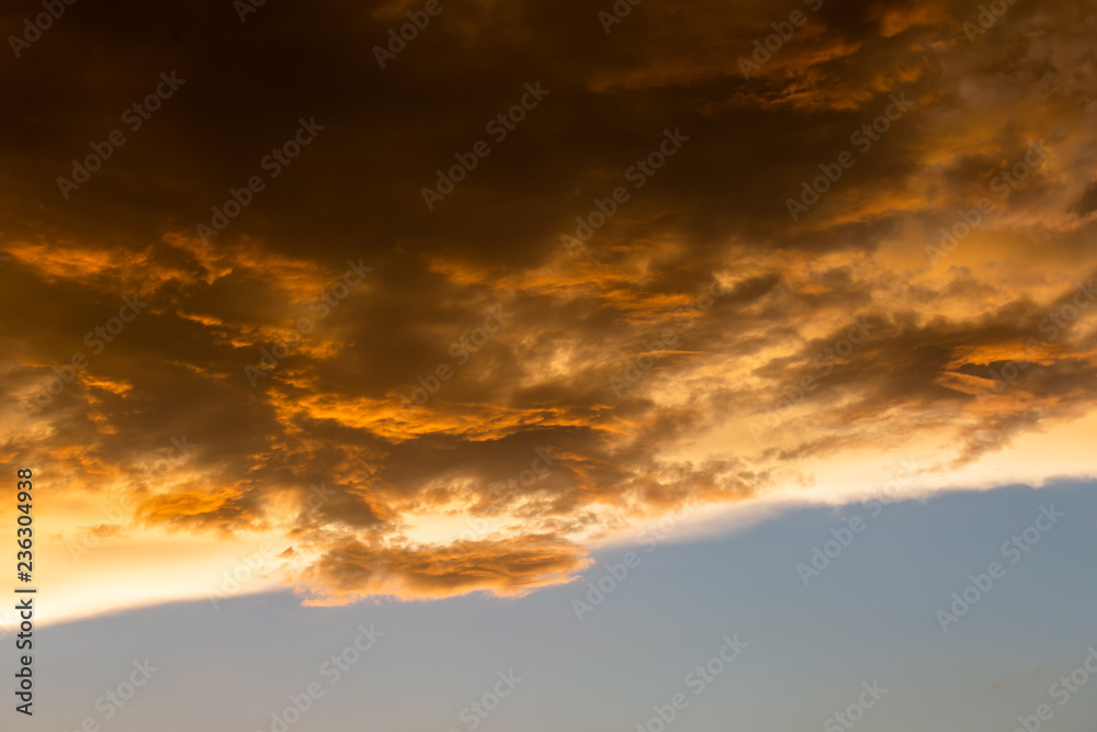 Fototapeta premium colorful dramatic sky with cloud at sunset.