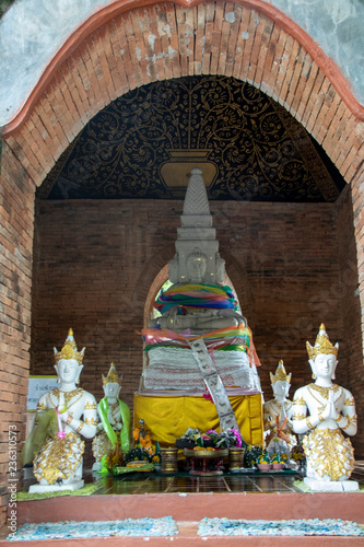 Wat Inthakhin Sadue Mueang photo