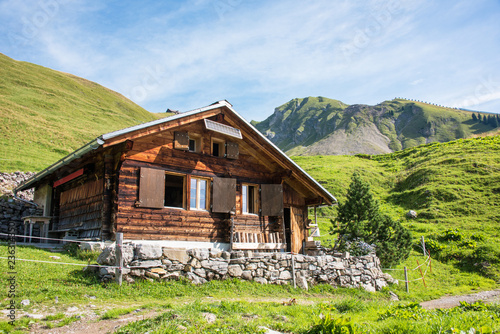 Alphütte im Berner Oberland / Schweiz