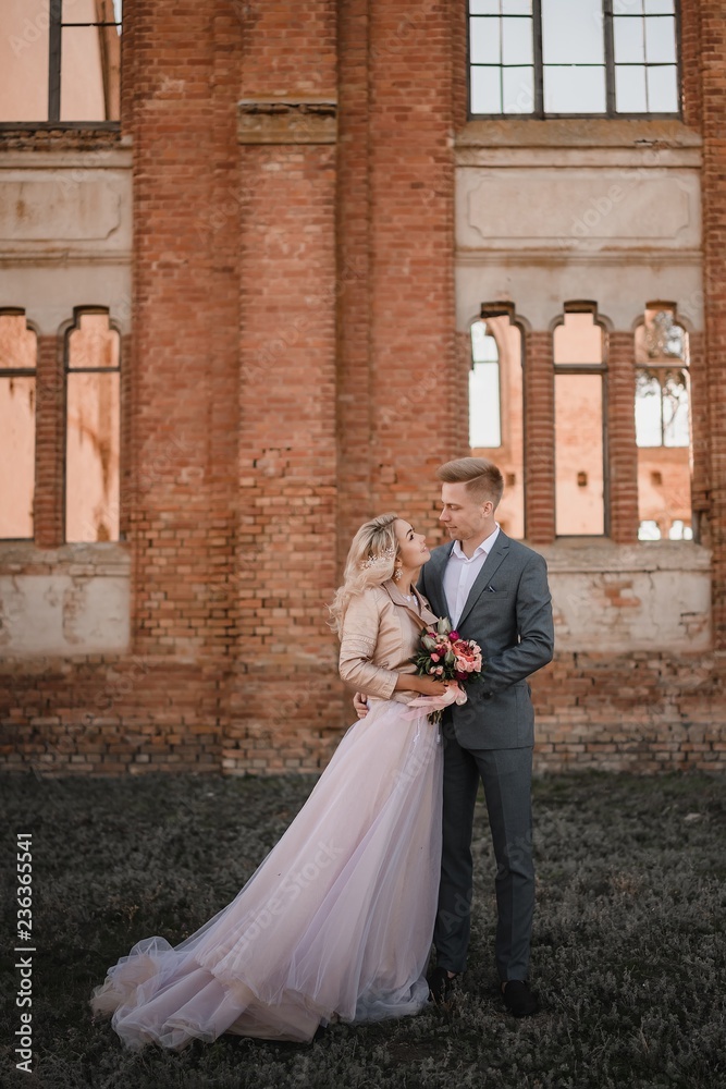 pretty,lady,attractive,hair,person,elegance,model,cute,style,face,lovely,vintage,female,male,lifestyle,two,romance,summer,wedding,bride,love,beautiful,happiness,people,beauty,young,couple,groom,woman,