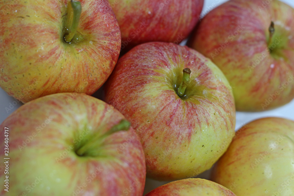 fresh red apples fresh red apples