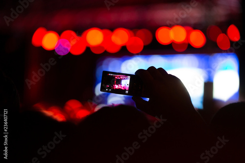 recording to concert with mobile phone
