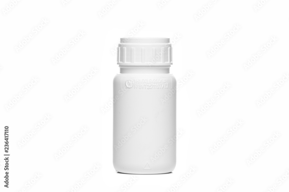 Plastikowa butelka na białym tle Plastikowa butelka na białym tle