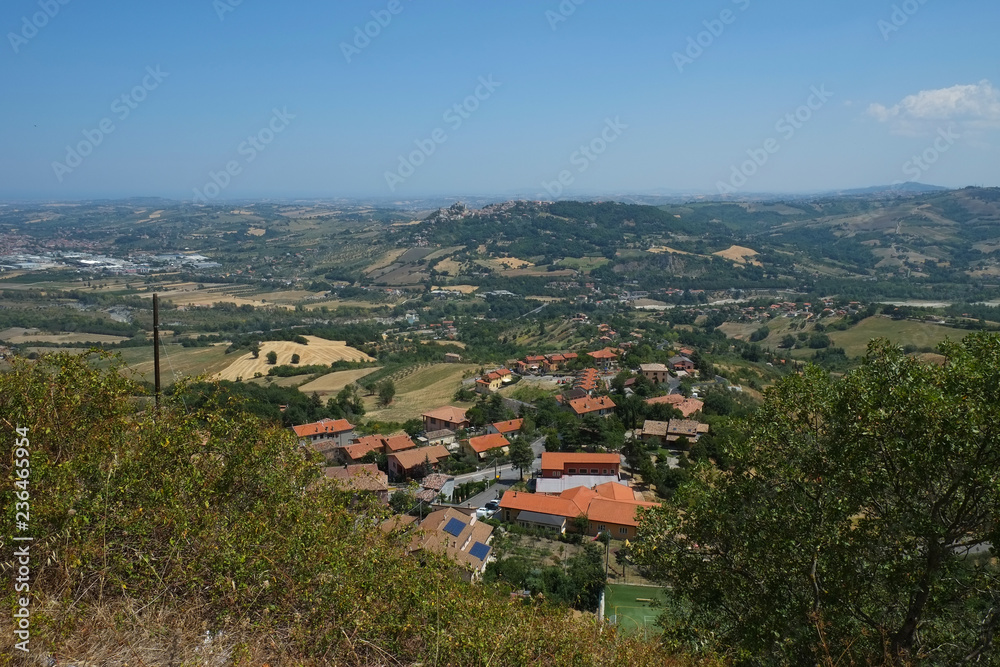 Fototapeta premium Italian landscape near Torriana castle, Italy
