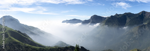 Top station, Munnar, Kerala, Inde photo