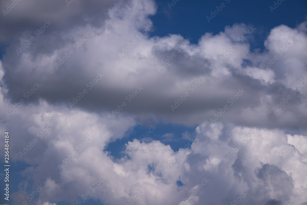 Himmel mit Quellwolken Himmel mit Quellwolken