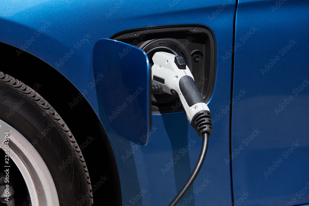 Charging an electric car or plug in hybrid