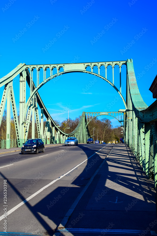 Obraz premium The famous Glienicke Bridge (Bridge of Spies) over the Havel River in Potsdam, Germany