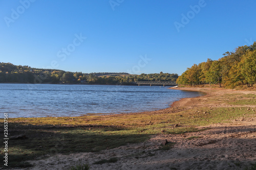 Wallpaper Mural Corrèze - Marcillac la Croisille - Lac de la Vallette Torontodigital.ca