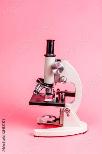 Pink on the microscope