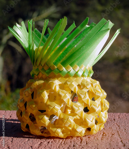 piña diseñada artesanalmente photo