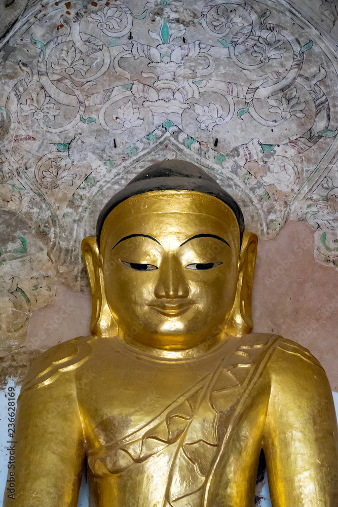 Buddhastatue (Bagan)