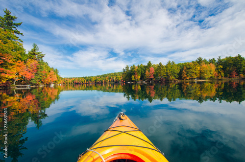 Canvas Print Kayak on Fall Lake