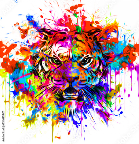 тату дикого тигра с красочным абстрактным фоном