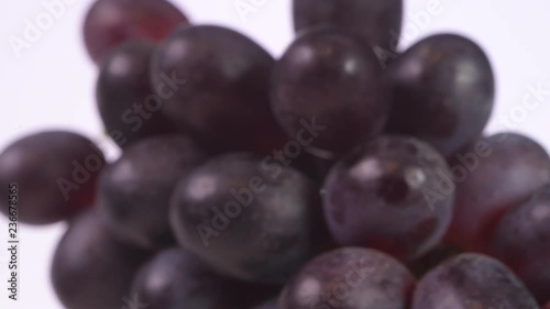 Food in Motion: grape