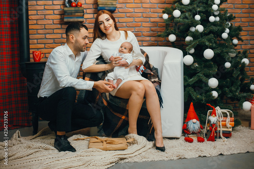 Christmas family © hetmanstock2