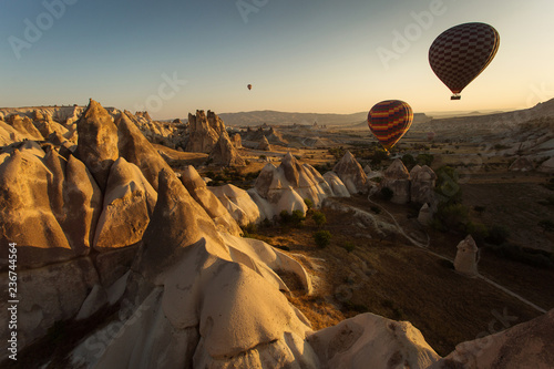 Obraz na płótnie View from above the Cappadocia Valleys with balloons. Turkey. w salonie