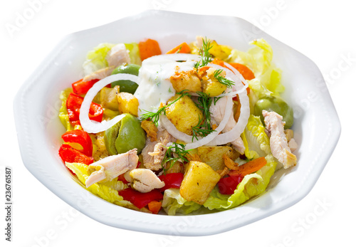 Warm salad with chicken and eggplant