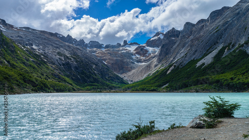 Obraz na płótnie Laguna Esmeralda in Ushuaia, Argentina