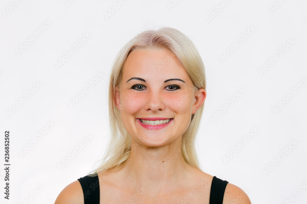 Face exercise for women smile Face exercise for women smile