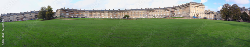 Naklejka premium Bath,United Kingdom-October 13, 2011: The Royal Crescent, a row of 30 terraced houses in Bath.