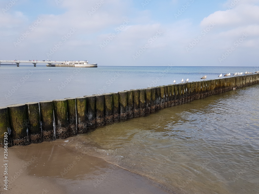 Fototapeta premium Breakwater on the sea